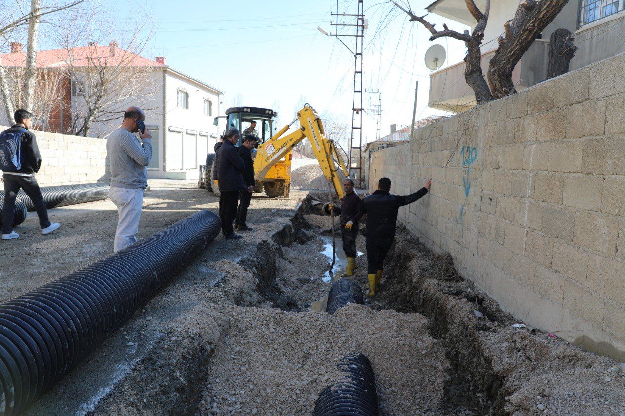 Seyrantepe Mahallesi’nde Drenaj ve Stabilize Çalışması Yapıldı