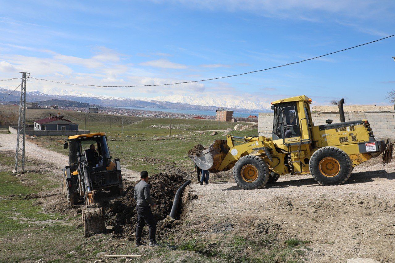 Li Taxa Qelecixê Karê Drenaj û Stabilîzeyê
