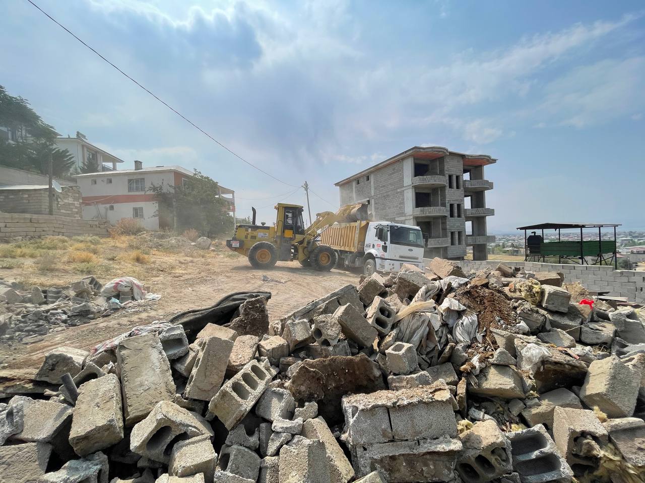 Çevreye Duyarlı Çalışma: Kalecik'te Ahır Yıkımı 