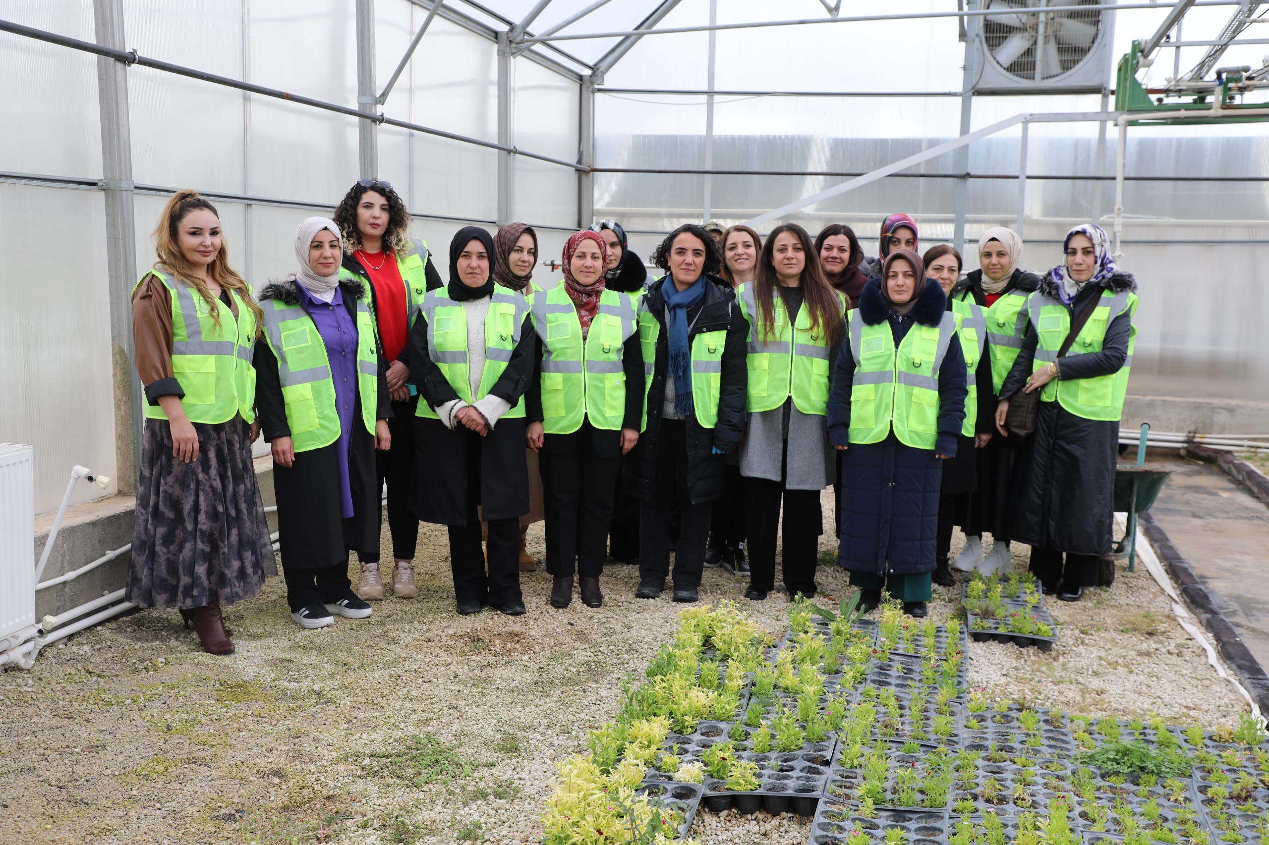 Li Tuşbayê Ji Bo Jinan Hewla Çandiniyê 
