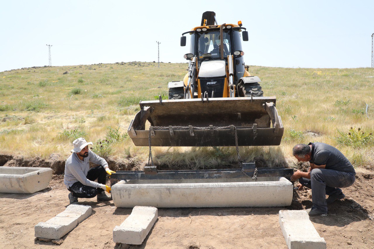 Tuşba Belediyesi'nin Sıvat Desteği Sürüyor 