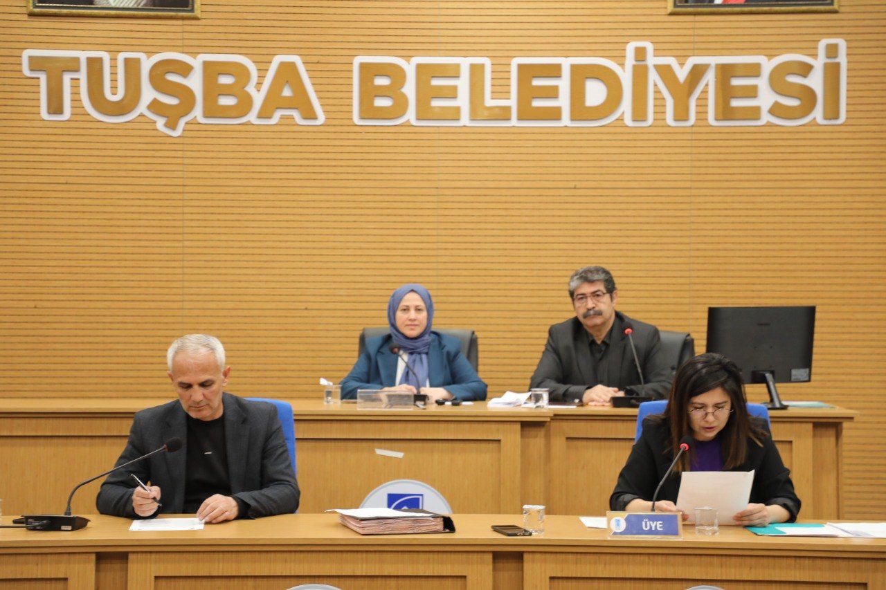 Tuşba meclisinde hayvan hakları ve çevre kirliliği sorunu isyanı