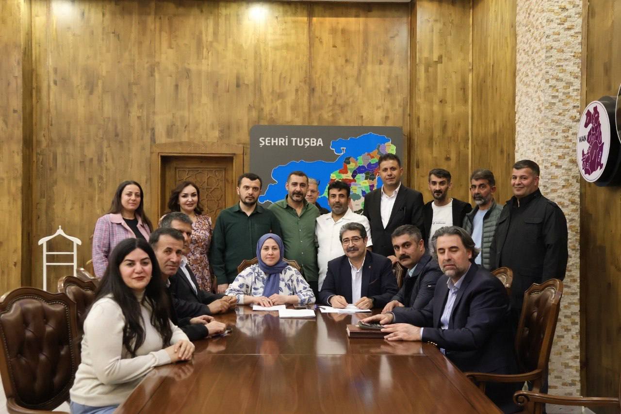 Tuşba Belediyesi’nde 1 Mayıs öncesi Toplu İş Sözleşmesi