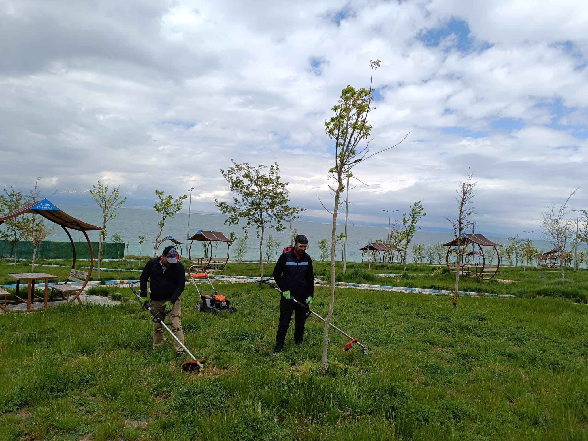  Yeşil ve Mavinin Buluştuğu Plajlarımızı Halkımıza Hazırlıyoruz.