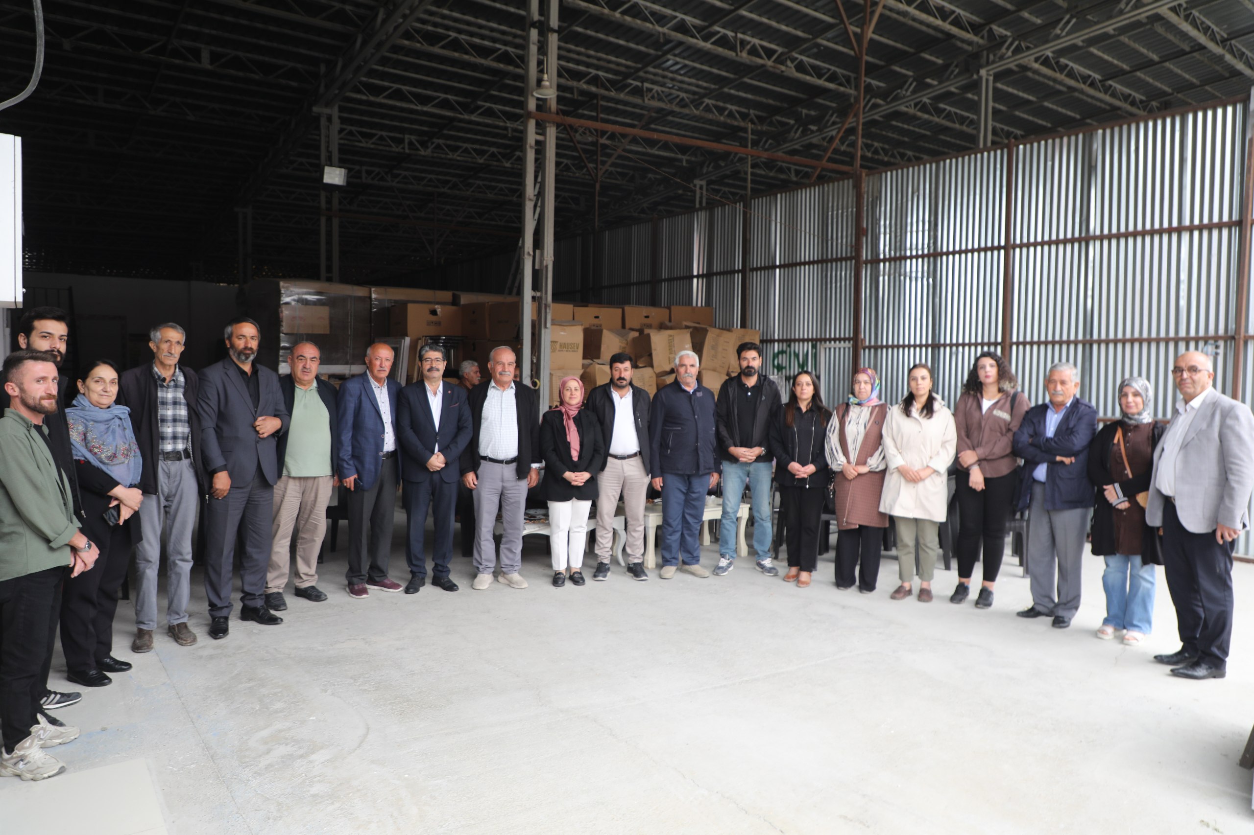 Ahşap ve Keresteciler Sitesi esnafıyla çözümde ortaklaşıldı