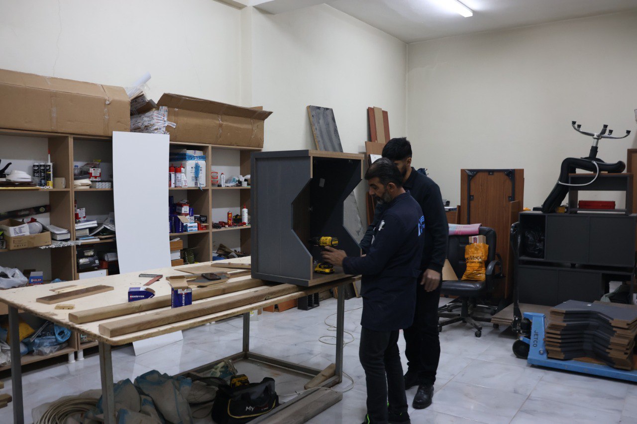 Tuşba Belediyesi İhtiyaçlarını Kendi Atölyesinde Üretiyor