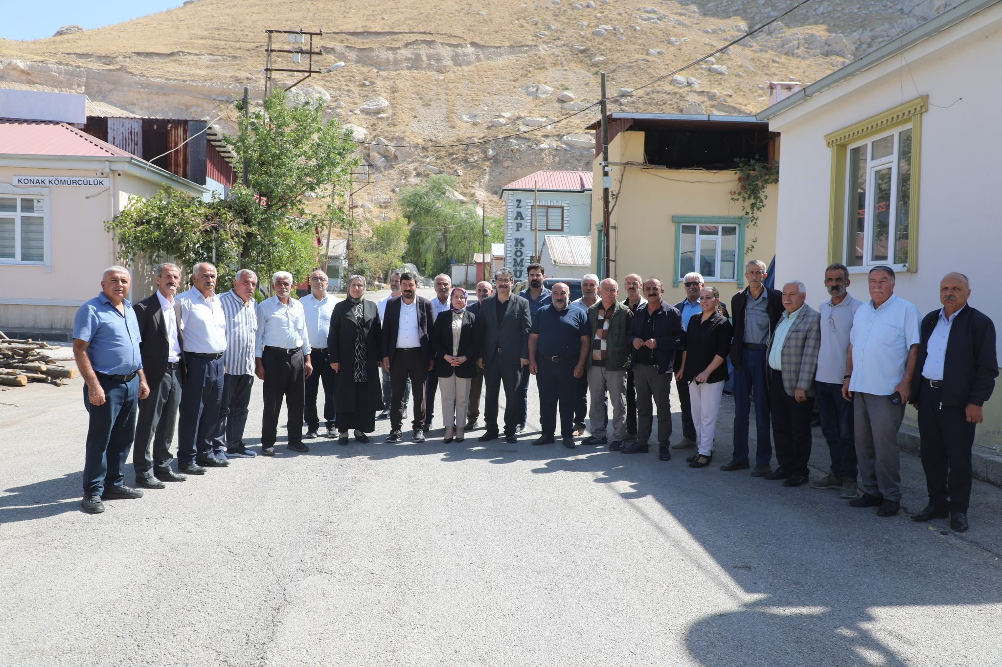 Eşbaşkanlardan Kömürcüler ve Samancılar Sitesi'ne ziyaret 
