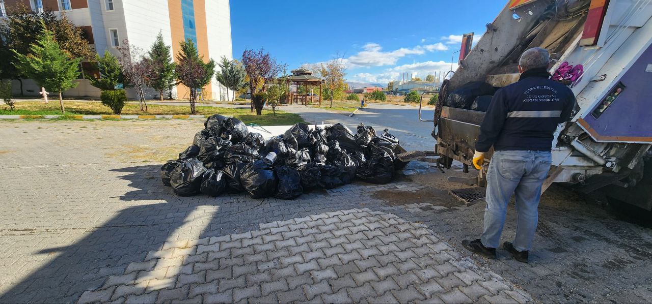 Çevre Koruma Müdürlüğü Temizlik Çalışmalarını Sürdürüyor