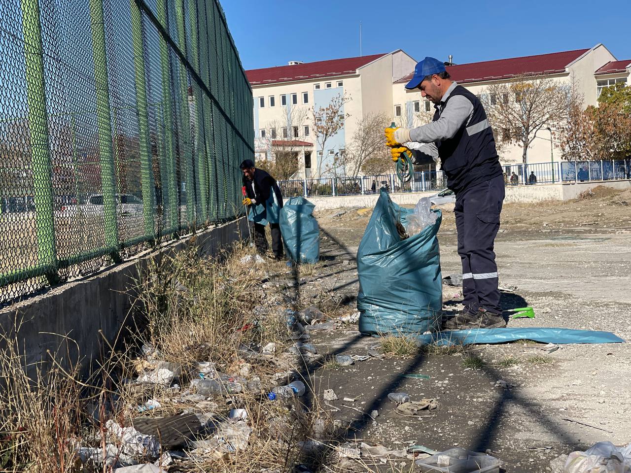 Oto Sanayi Sitesi’nde Kapsamlı Temizlik Çalışması 