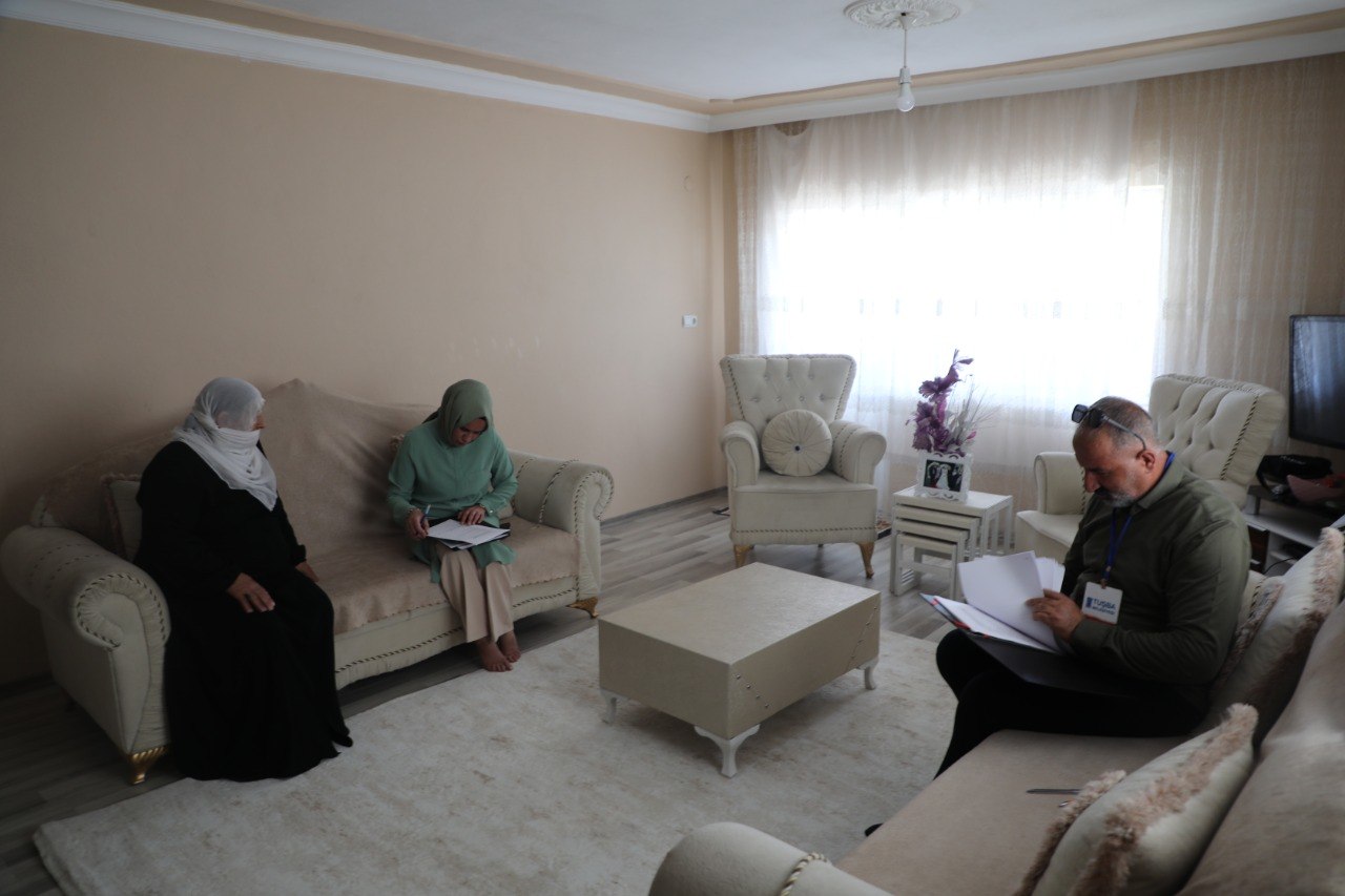 Tuşba Belediyesi ihtiyaç sahibi yurttaşlara yönelik sosyal incelemelerini sürdürüyor