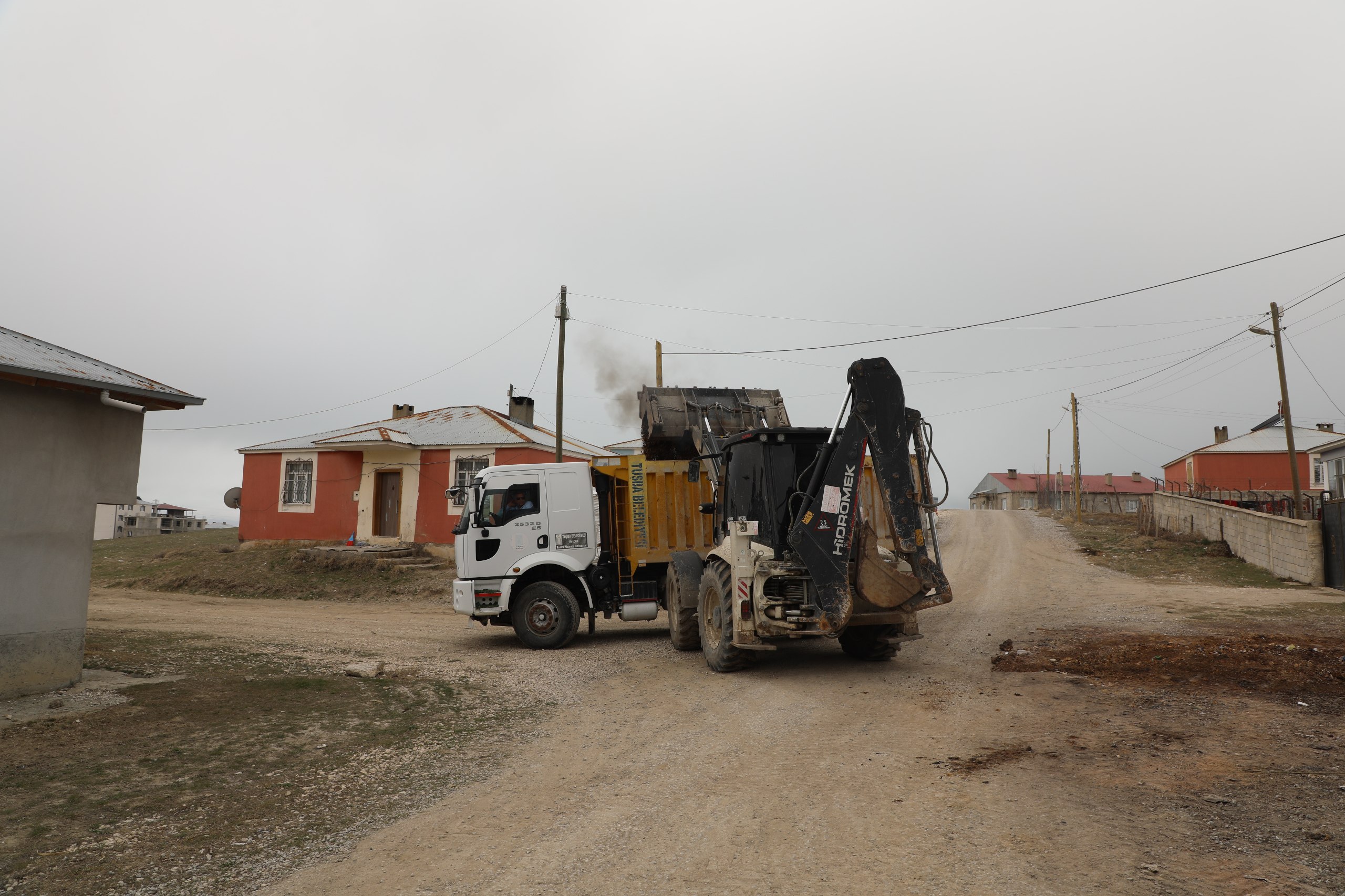 Şemsibey’de Soba Külü Temizliği Yapıldı