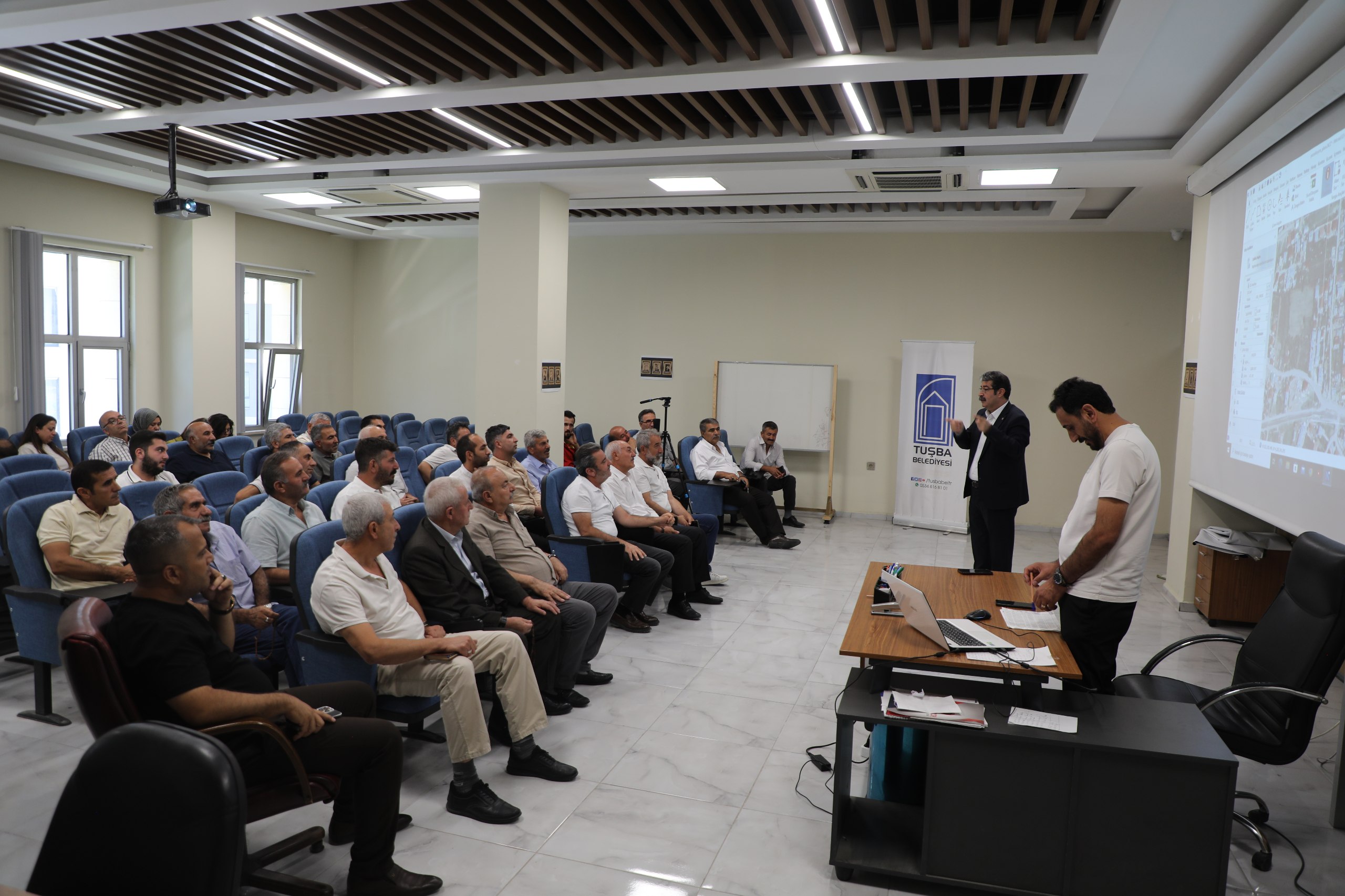 Tuşba Belediyesi’nden Akköprü’de katılımcı imar uygulaması
